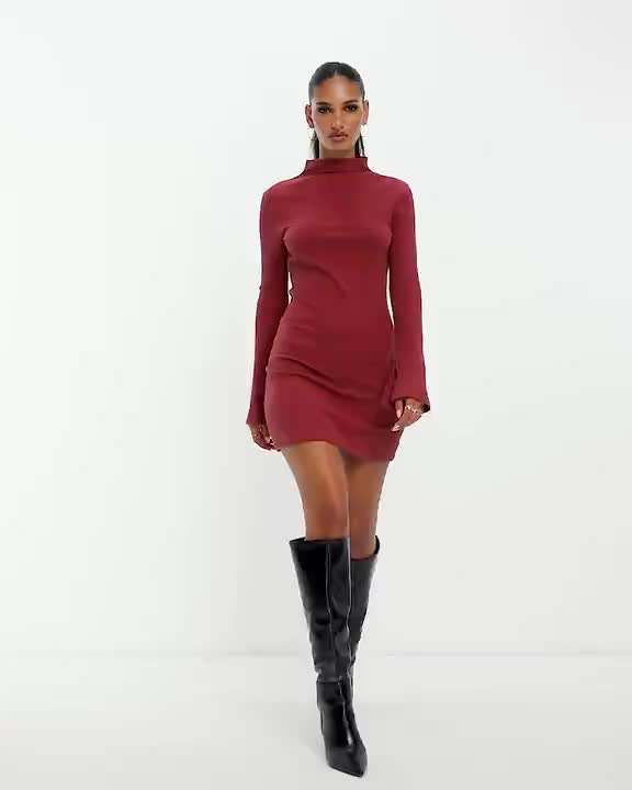 Dresses by ASOS DESIGN Low effort, high reward Plain design High neck Long sleeves Regular fit