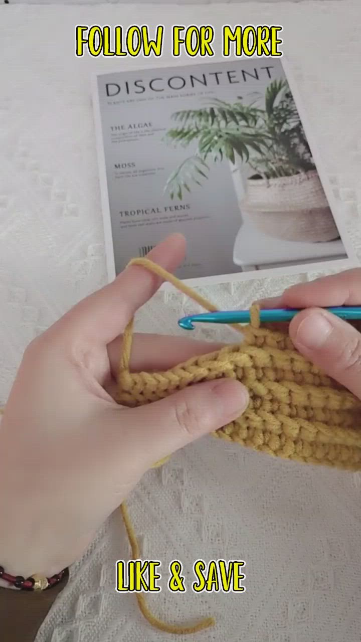 This contains: crochet tutorial video - fun crochet pattern