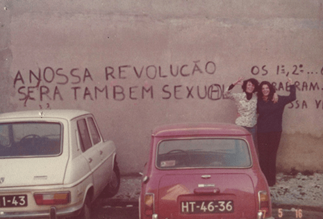 Branca Moreira Alves e Maria Helena Moreira Alves em Portugal em 1978.