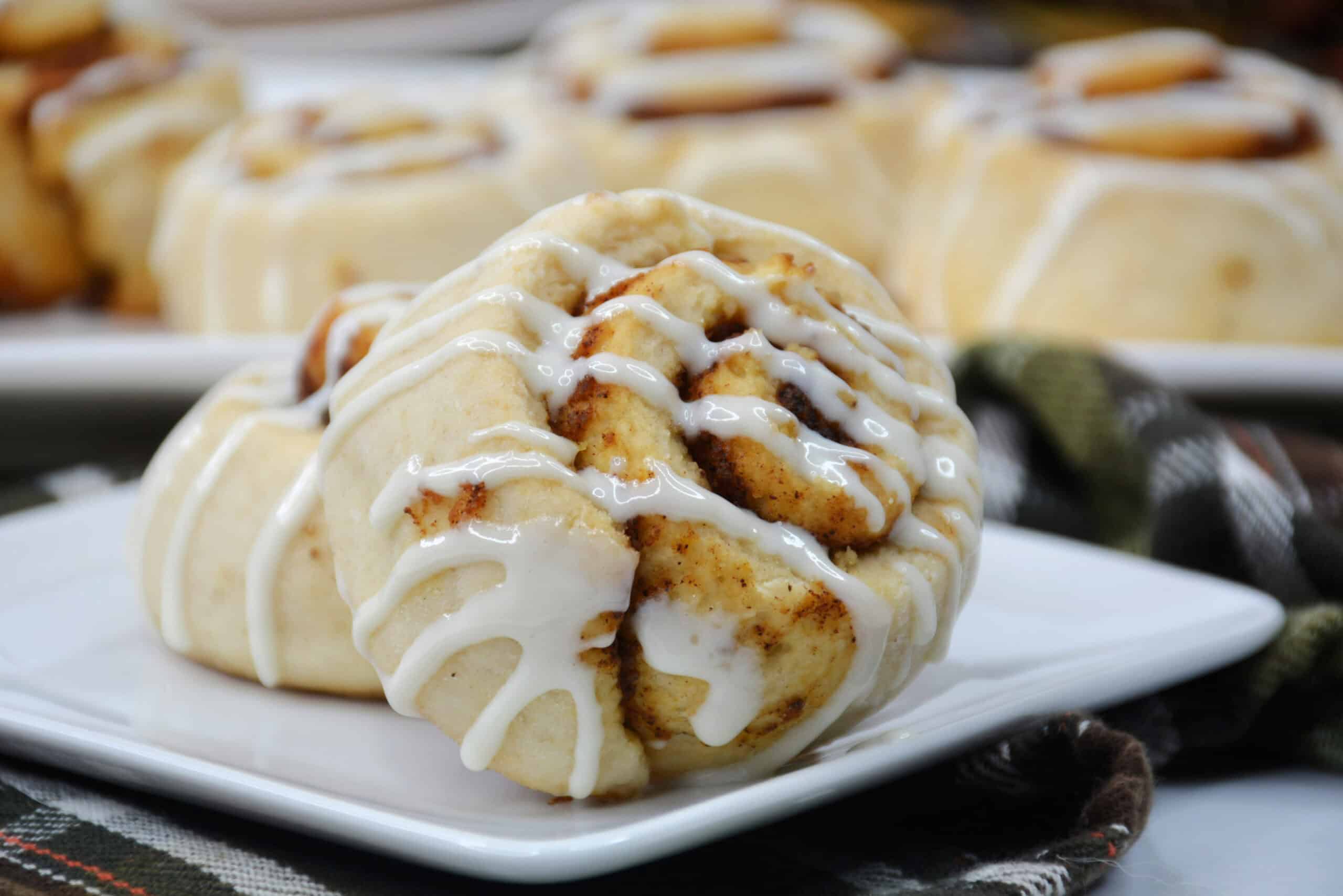 No Yeast Pumpkin Cinnamon Rolls with Cream Cheese Glaze