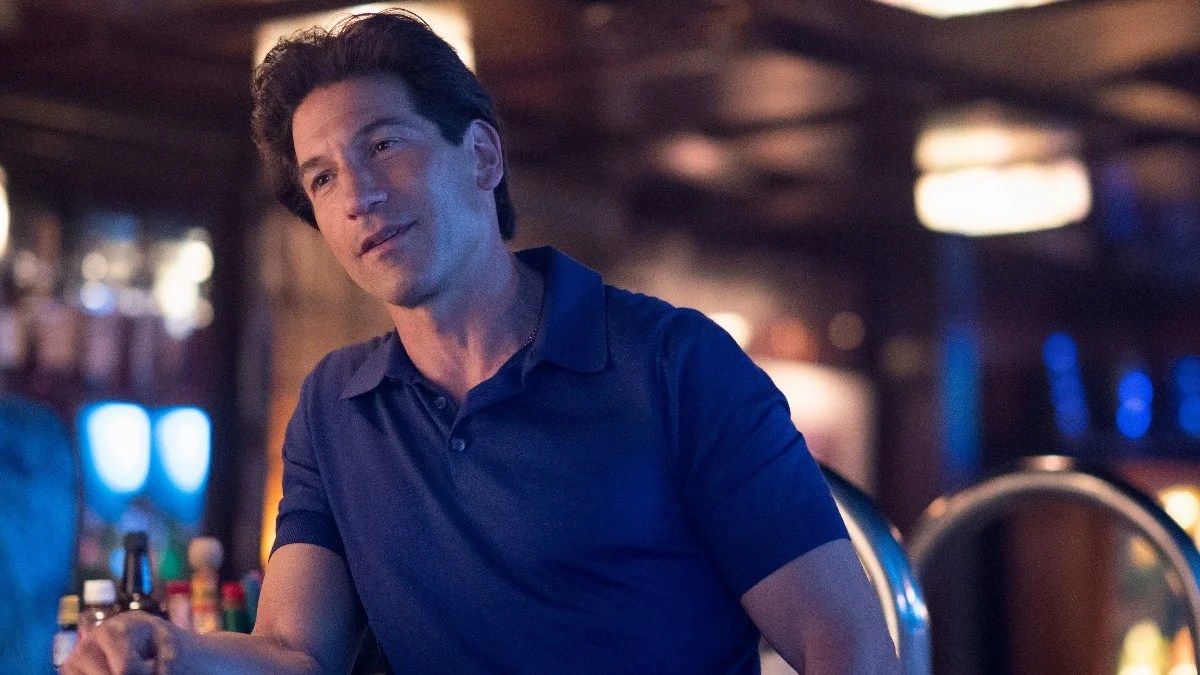 Jon Bernthal as Julian Kaye in AMERICAN GIGOLO. Photo Credit: Warrick Page/SHOWTIME.