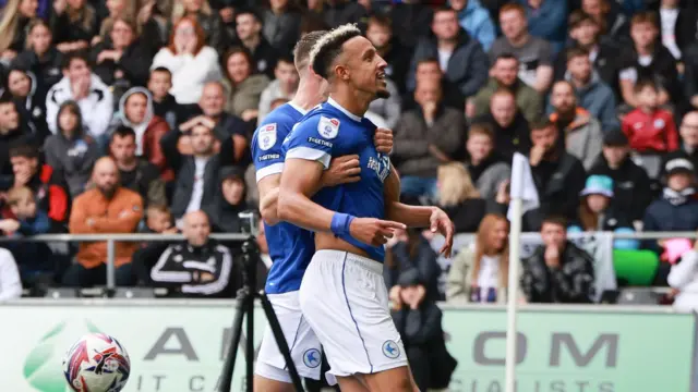 Callum Robinson celebrates at Swansea