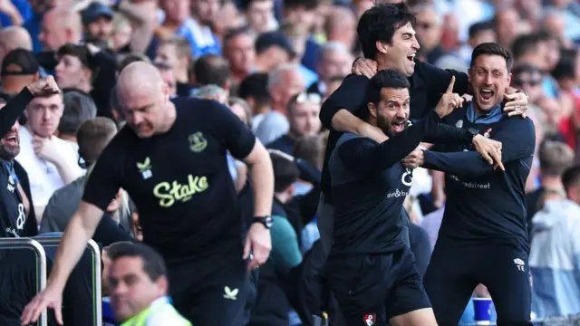 Bournemouth boss Andoni Iraola celebrates while Everton manager Sean Dyche looks angry after the Cherries' late winner in their 3-2 comeback victory at Goodison Park.