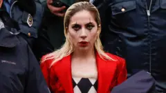 Lady Gaga em trecho do filme