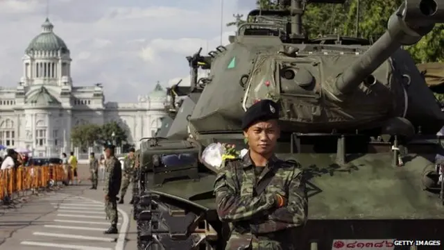 Militares en Bangkok.