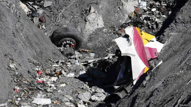 Destroços do voo da Germanwings (Reuters)