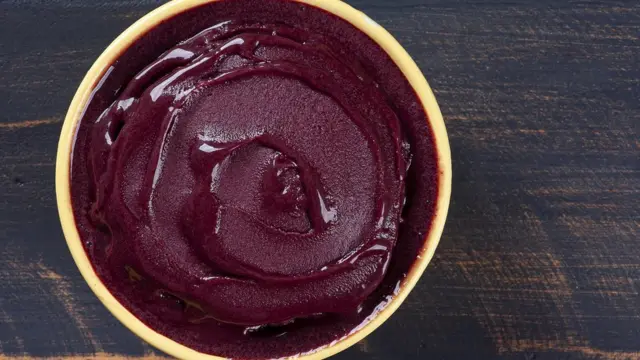 Cumbuca com açaí