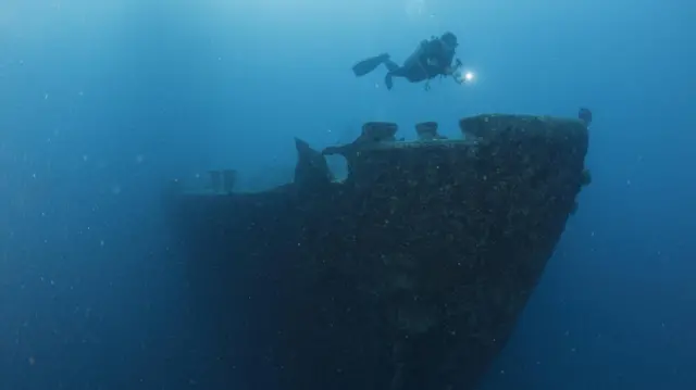 Destroços do navio Thistlegorm, no Mar Vermelho, Egito.