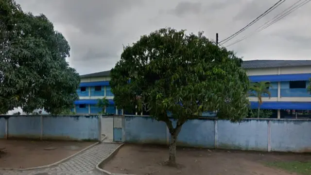 Fachada de uma das escolas onde ocorreram ataques no Espírito Santo