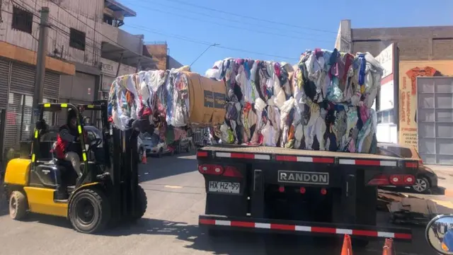 Roupa usada em caminhão