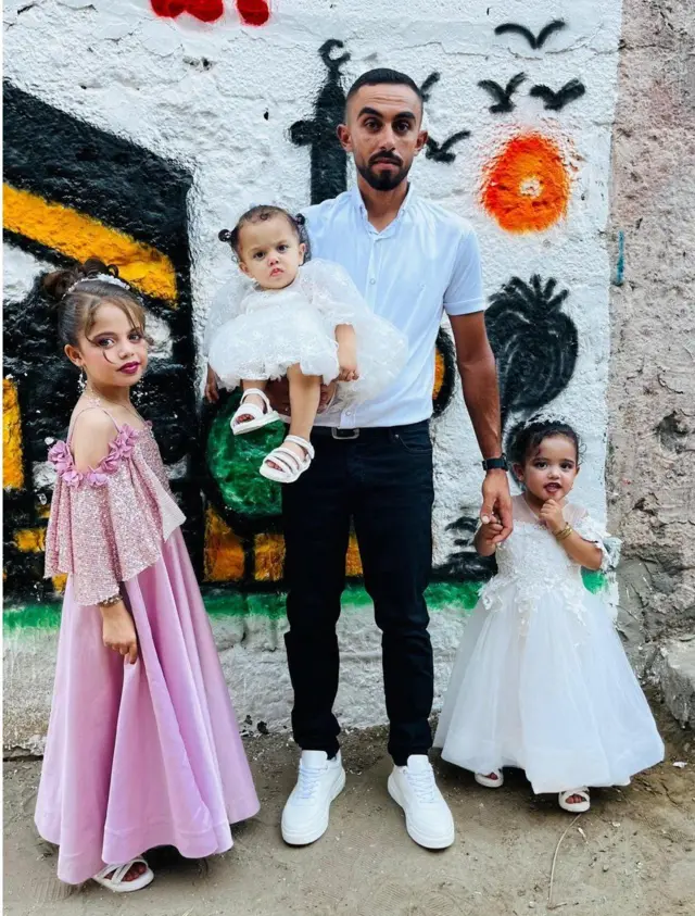 Ahmad e suas filhas