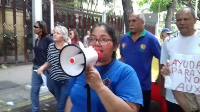 Belkis Bolívar em um protesto