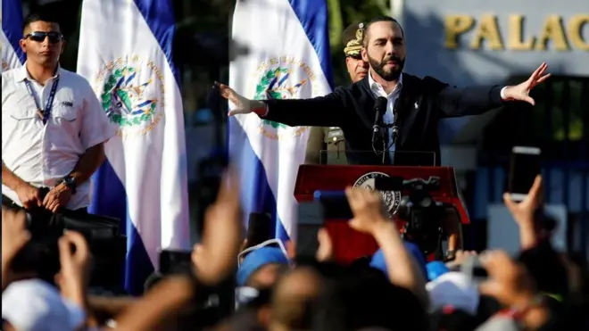 Nayib Bukele desobedence una orden de la Corte Suprema de Justicia