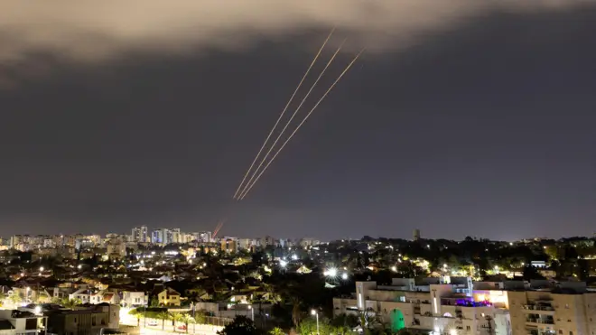 mísseis no céu de Israel