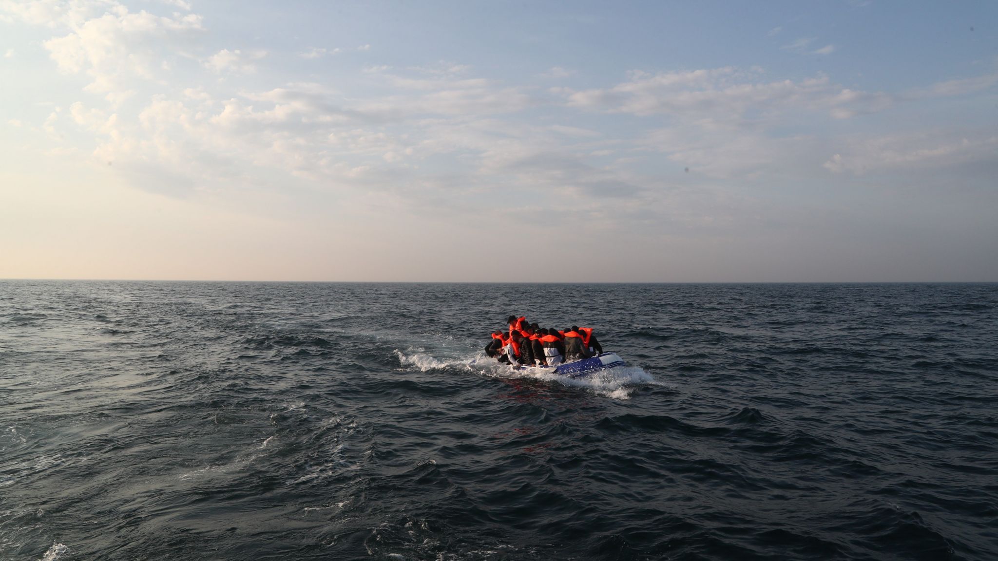 Small boat crossing the Channel