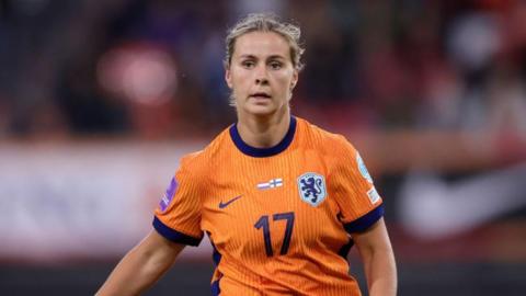 Victoria Pelova in action for the Netherlands against Finland