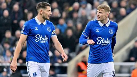 James Tarkowski (L) and Jarrod Branthwaite