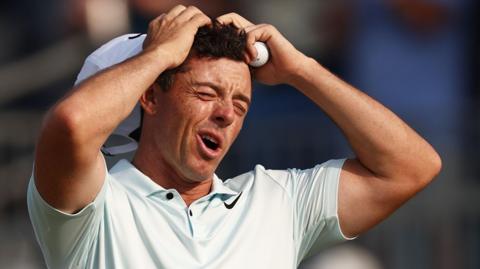 Rory McIlroy reacts to missing a par putt on the final green at the 2024 US Open