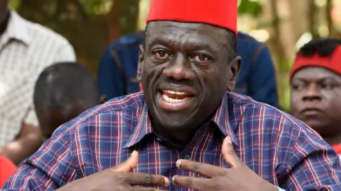 Kizza Besigye. File photo