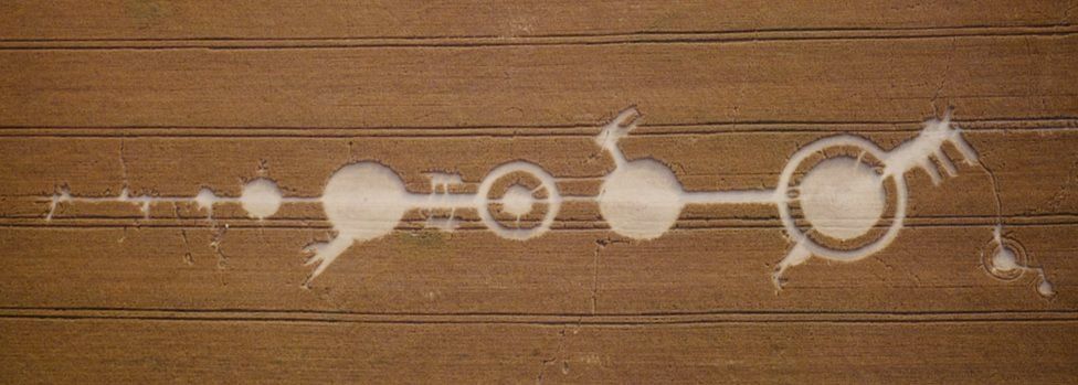 Crop circles in a field near Salisbury, UK, 23rd July 1990