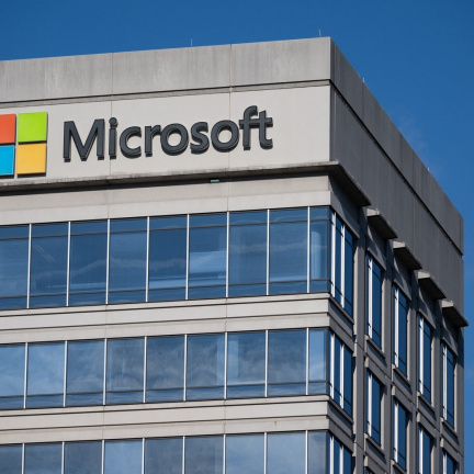 Microsoft se kvůli regulátorům vzdává místa ve správní radě OpenAI