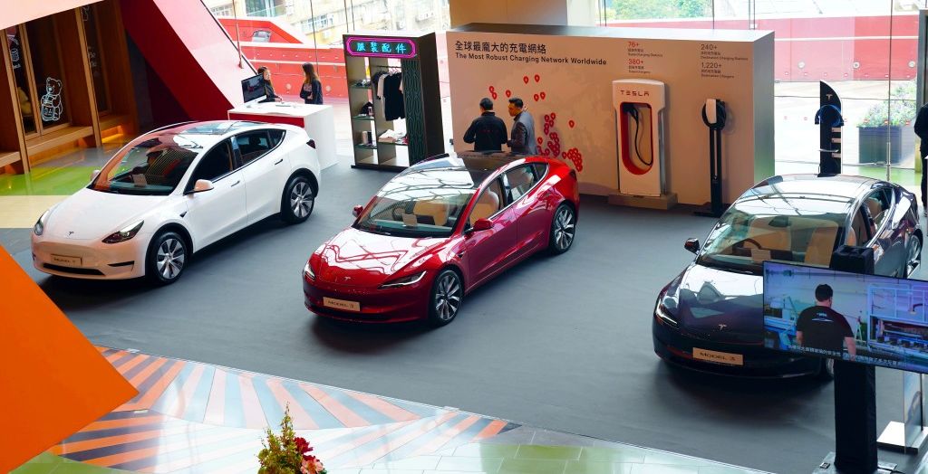 Tesla新車登記量較去年12月下降12.8%，依然排名首位。