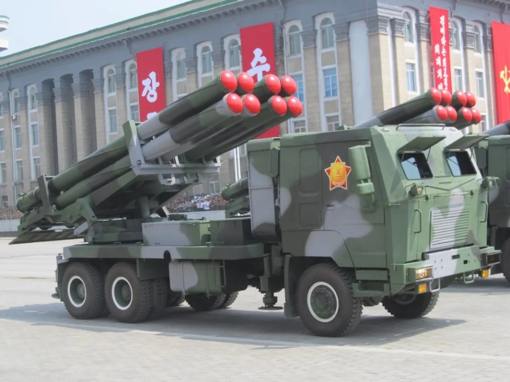 北韓近期不斷試射導彈、火箭炮等武器。朝中社