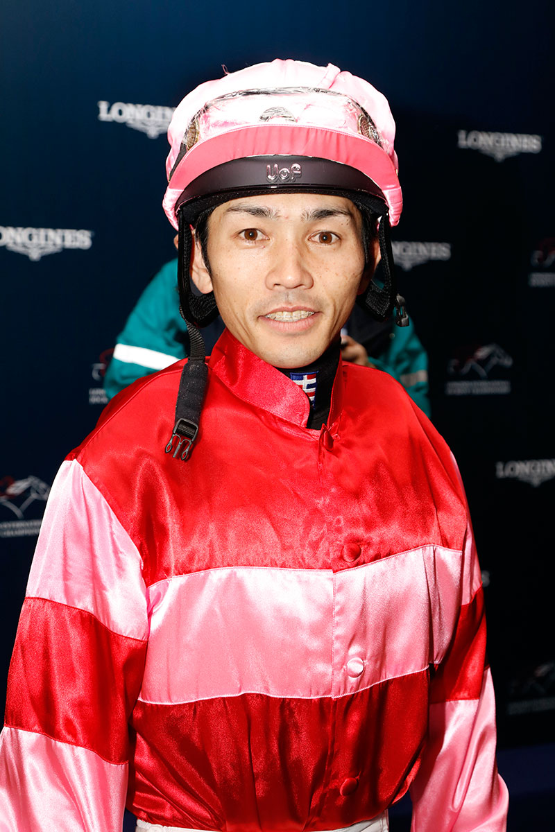 戶崎圭太也是七位中央競馬會騎師代表之一。