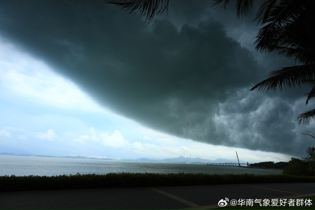 深圳本周後期會遇上強對流暴雨惡劣天氣。