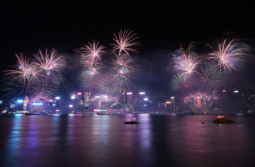 農曆新年煙花匯演，歷時23分鐘。劉駿軒攝