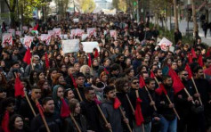 希臘多地爆學生示威 抗議政府擬新設私立大學