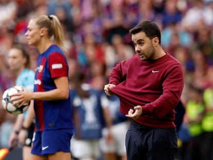 Jonatan Giráldez, durante la final ante el Lyon este sábado en San Mamés.