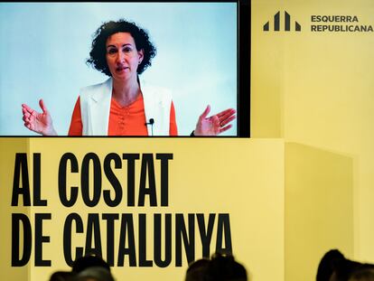 La secretaria general de ERC, Marta Rovira, participa por videoconferencia en un acto de la campaña electoral, el pasado 29 de abril.