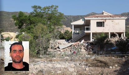 Los escombros de la casa de Alcanar donde se encontraron los restos mortales del imán de Ripoll, Abdelbaki Es Satty