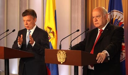 El presidente de Colombia, Jos&eacute; Manuel Santos, y el secretario general de la OEA, Jos&eacute; Miguel Insulza. 