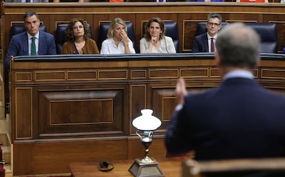 PSOE y PP se preparan para los siguientes pactos y cambian su relación en privado aunque siga la tensión pública