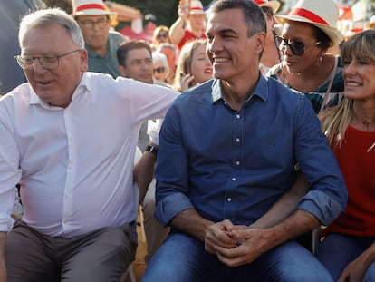 Sánchez y Gómez, el miércoles en Benalmádena (Málaga) con el candidato socialista a presidir la Comisión, Nicolas Schmit.