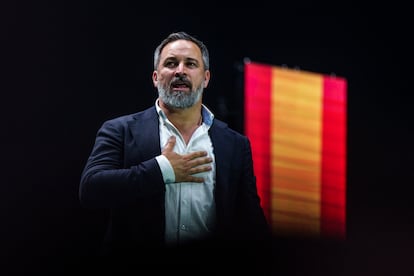 El líder de Vox, Santiago Abascal, durante su intervención en la convención de Vox este domingo en el Palacio de Vistalegre en Madrid. 