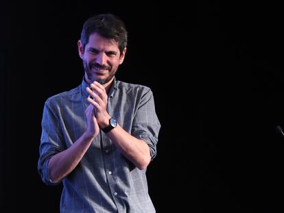 Ernest Urtasun, durante la apertura de la primera asamblea de Sumar, este sábado en La Nave (Villaverde, Madrid).