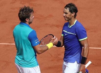 Wawrinka (izquierda) felicita a Nadal.