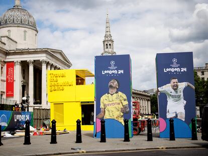 Decoraciones para anunciar la final de la Champions League, esta semana en Trafalgar Square (Londres)