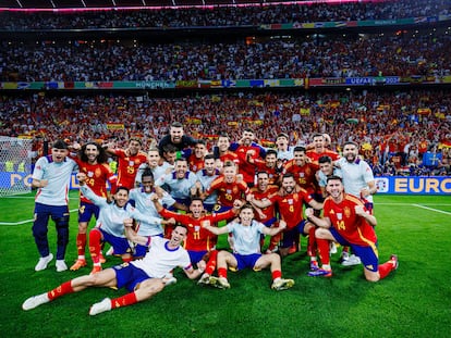 Los jugadores de la selección española celebran el paso a la final en una imagen distribuida por RFEF.