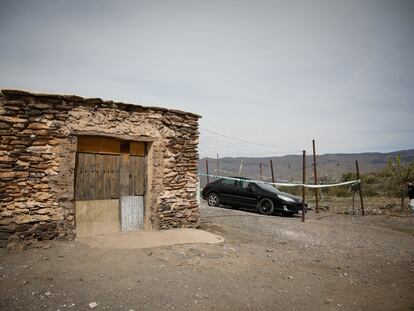 El cortijo en la pedanía de Las Alcubillas, perteneciente al municipio almeriense de Gérgal, donde se encontraron los cuerpos de las dos pequeñas y su padre.