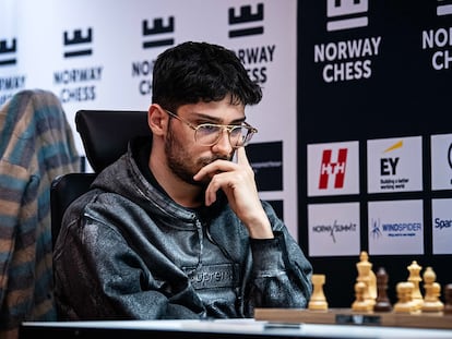 Alireza Firouzja durante su partida de hoy en Stavanger