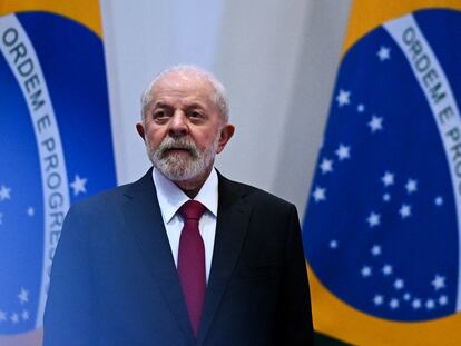 El presidente de Brasil, Luiz Inácio Lula da Silva, participa durante la ceremonia de graduación de nuevos diplomáticos del Instituto Rio Branco, en el Palacio del Itamaraty en Brasilia.