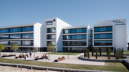 UNIE dispone de dos campus en Madrid: Arapiles (en el céntrico barrio de Chamberí) y Tres Cantos.