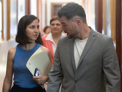 La portavoz de Podemos en el Congreso, Ione Belarra, y el portavoz de ERC en el Congreso, Gabriel Rufián, este martes en el Congreso.