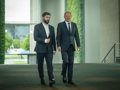 Gabriel Boric y Olaf Scholz en Berlín (Alemania).