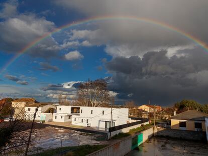 El arco iris, el domingo en Zaragoza.