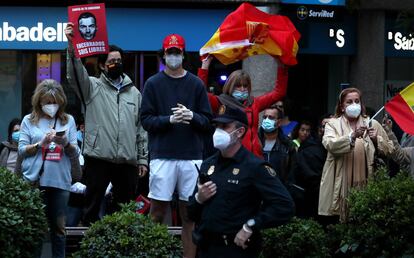 Proresta contra el Gobierno en el barrio de Salamanca en Madrid.